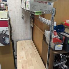 ★新入荷 キッチンラック レンジ台 棚 キッチン収納ラック 金属製 木製調理台付き 3段の画像
