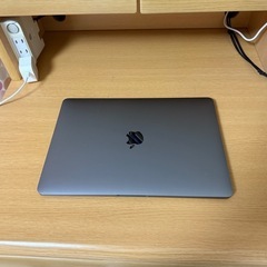 MacBookPro 2022 M2 / 8GB / SSD256 / バッテリー容量100%の画像