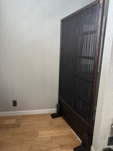 保護猫に。千本格子を使った脱走防止柵 パーテーションにも使えます。