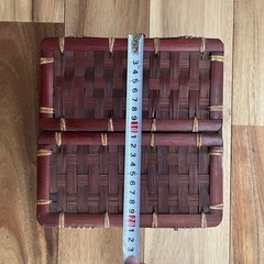 蓋付き収納ケースの画像