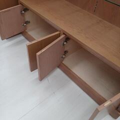 【ドリーム尾浜店】　収納付きｺﾚｸｼｮﾝﾗｯｸ　高さ(H)132×幅 (W)135× 奥行(D)45.5(cm)の画像