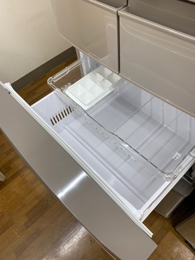 90分の無料軽トラック貸出サービス！【HITACHI】5ドア冷蔵庫（R-K40SJL）のご紹介です!