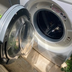 ドラム式洗濯機 Panasonic・2015年式・7kg用・NA-VH320L・『美品』・冷蔵庫 / ｵｰﾌﾞﾝﾚﾝｼﾞ等も出品して居ます、ｾｯﾄ購入の方は割引致します！【神奈川県(平塚駅～直線約２０km圏内) 限定販売・送料と設置無料】全国販売は致しません・(お買得)➡問い合わせ～3日以内のお約束で5%割引します！・希望者多数で売切れる事も御座います。の画像