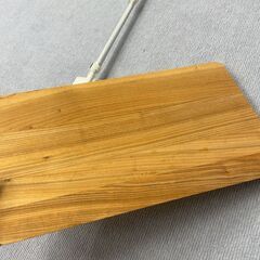 くすの木のまな板とクイックルワイパーの画像