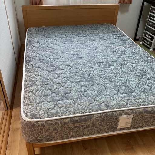 カンディハウス　ダブルベットフレーム