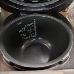 ★新入荷 炊飯器 3合 象印 2019年製 NP-GH05E5 の画像