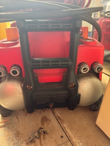 MAX AK-HL 1210E エアコンプレッサー