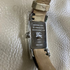 美品稼働　BURBERRY 腕時計　ブラック フェイス　バーバリー柄のベルトの画像