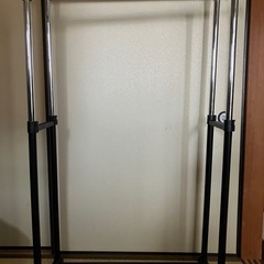 ハンガーポールの画像