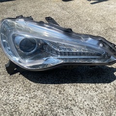 トヨタ 86 クリスタルアイヘッドライトの画像
