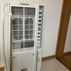 窓設置エアコン(冷房) ・CORONA・2021年式・4~6畳用・CW-16A・『リユース購入後未設置品』・扇風機等も出品して居ます、ｾｯﾄ購入可(割引します！)・(お買得)➡問い合わせ～3日以内のお約束で5%割引します！・希望者多数で売切れる事も御座います。の画像