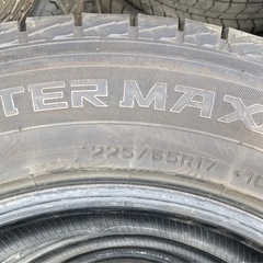 DUNLOP 225/65R17 24年製 冬タイヤ
