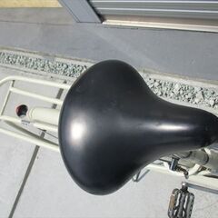E381★9800円★整備済み 中古子供自転車 【24インチ　白 】の画像