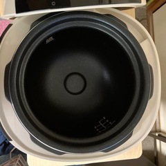 決まりました。　　✳️美品　電気圧力鍋の画像