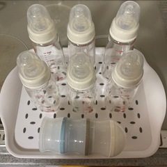 【お取り引き中】哺乳瓶 pigeon 6本セットの画像
