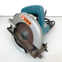 ss7644　マキタ 6型マルノコ 5600NB 160mm 取扱説明書付 makita 電動丸ノコ 丸鋸 電動工具 大工道具 DIY 電ノコ 木工 裁断 切断 加工 ノコギリ マルノコ 中古の画像