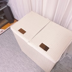 ランドリー　収納　カントリー　系の画像