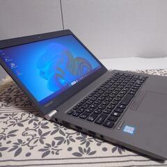 ☆TOSHIBA◇Corei5◇8世代◇SSD256GB搭載◇軽い持ち運びサイズ◇の画像