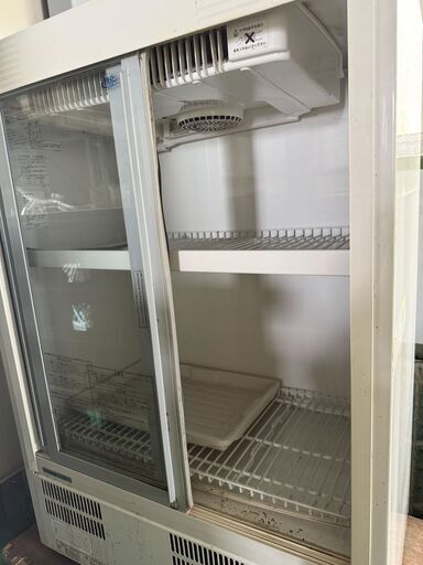 スライドショーケース　掃除済み