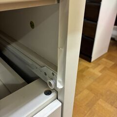 【ジャングルジャングル深井店】★5段チェスト(ホワイト) チェスト 家具 収納家具 おしゃれ クリーニング済 堺市（中区 堺区 東区 西区 南区 北区）和泉市 河内長野市 富田林市 松原市 狭山市 深井 【FU2471】の画像