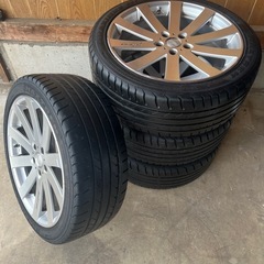 中古夏用タイヤホイール付き245/40R19 98W 履き替え無料 の画像
