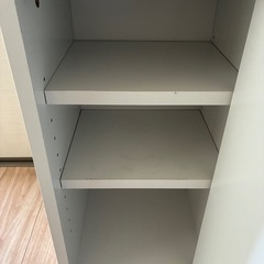 食器棚の画像