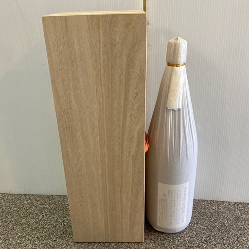 森伊蔵 もりいぞう 桐箱付き 本格焼酎 芋焼酎 1800ml 25% 一升瓶 森伊蔵酒造 未開栓　贈答用 