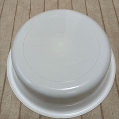 美品大きめプラスチックおけの画像