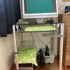 パソコンデスク【ガラス】の画像