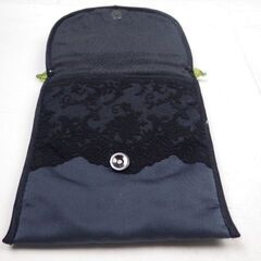 00【S.R】綺麗 ビーズ 小物入れ ハンドバック ミニ ポーチ 鞄 小物入れ パーティー 花柄 まとめ 幅約14.5×奥1.5×高16.5㎝ 香川発 mの画像