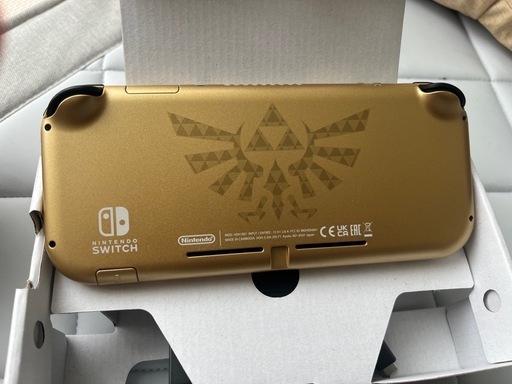 Switchライト　ゼルダ