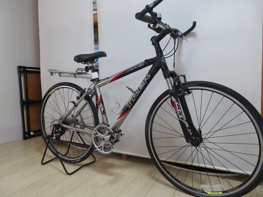 再値下げ　クロスバイク　トレック（TREK 7300FX)