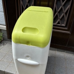 ゴミ箱　汚物、オムツ対応　臭くないの画像