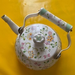 花柄ホーロー風ケトル（やかん）★レトロ可愛い♪の画像