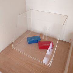 アクリルケース　ショーケース　アクリルカバー　展示ケース（台形）の画像
