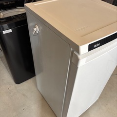 Haier ハイアール冷凍庫 102Lの画像