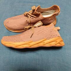 【お取引中】新品定価5000円以上綺麗なお色のスニーカー👟サイズ26cm素足にピッタリの画像