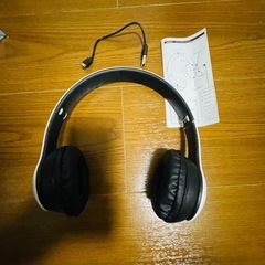 Wireless Compact Headphone コンパクトワイヤレスヘッドフォンの画像