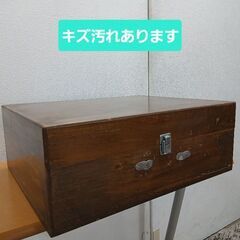 木箱　レトロ　500円　キズ汚れありの画像