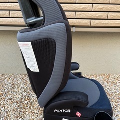アップリカ Apricaカー用品 ジュニアシート 子供 車　　の画像