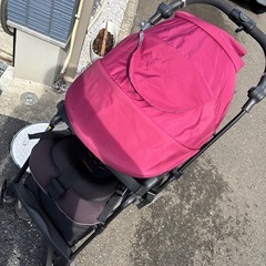 コンビ ベビーカーの画像