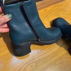 カンペールのブーツの画像