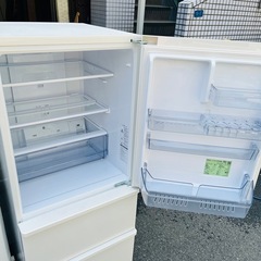 【武蔵小山店】AQUA アクア 24年製 AQR‑27P 3ドア 冷凍冷蔵庫 自動製氷 右開き 272L 一人暮らし 家族用 ファミリーサイズ 大容量 ホワイト シルバー 中型 冷蔵庫 キッチン家電 家電 引っ越しの画像