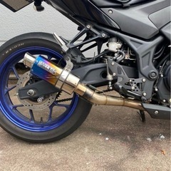 yzf-r25 wrsフルエキマフラーの画像
