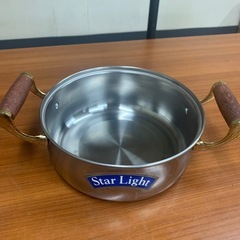 電気保温トレーと両手鍋21cmの画像