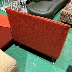 ひとり掛けソファ　一人掛け　1人掛け　オレンジ　椅子　イス　チェア　家具　オシャレ　おしゃれ　お洒落　モダン【2脚あり/1脚の価格】の画像