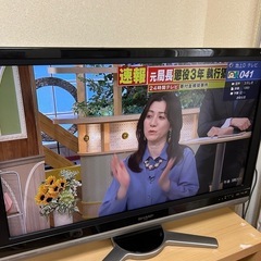 37インチ　シャープ　AQUOS 液晶テレビの画像