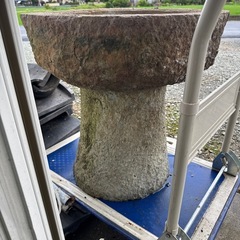 石臼　うす　水槽　メダカの画像