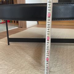 【値下げ！】丸テーブル 北欧風 木目 ブラック脚／直径80cmの画像
