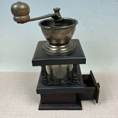 39 手挽きコーヒー ミル 手動 昭和レトロ アンティーク インテリアにも  の画像